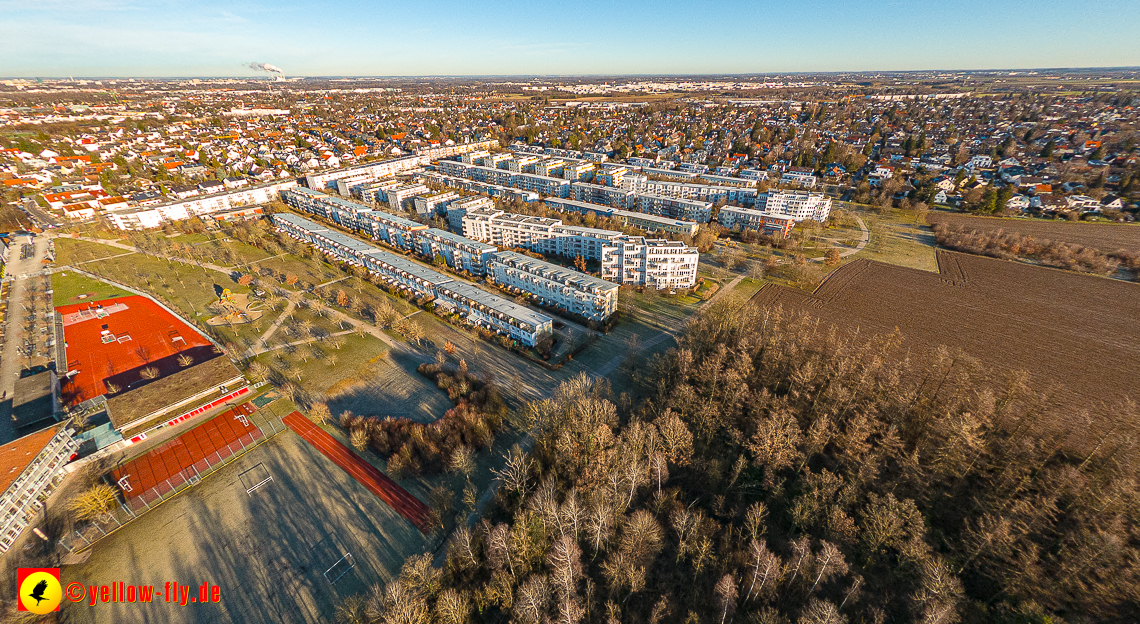 16.01.2023 - Luftbilder vom Marx-Zentrum und Gartenstadt Trudering